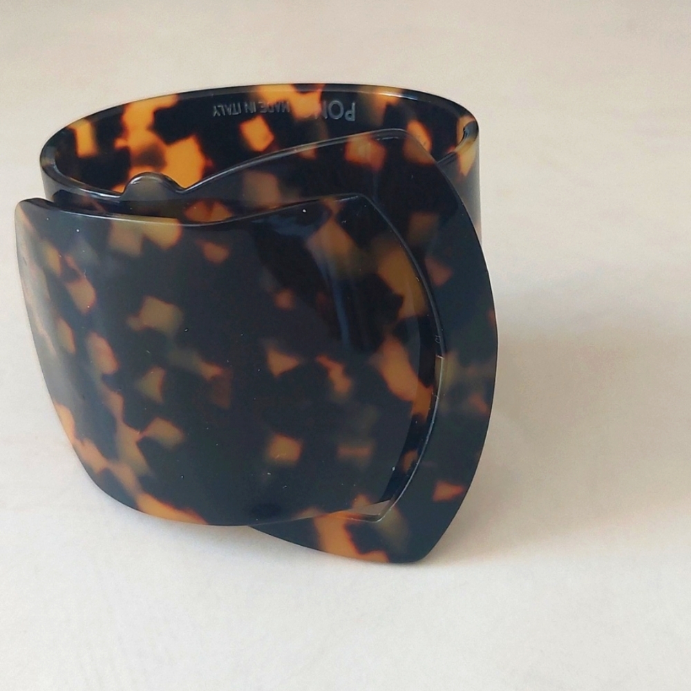 Cuff bracelet by Pono. Made in Italy.